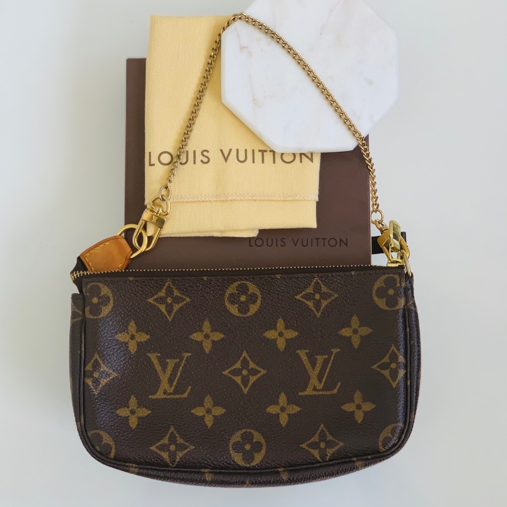 Louis Vuitton Mini Pochette